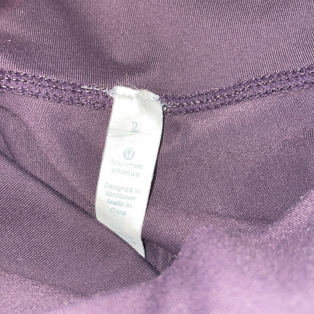 Lululemon Align leggings size 2 only worn a few times - Picture 4 of 4
